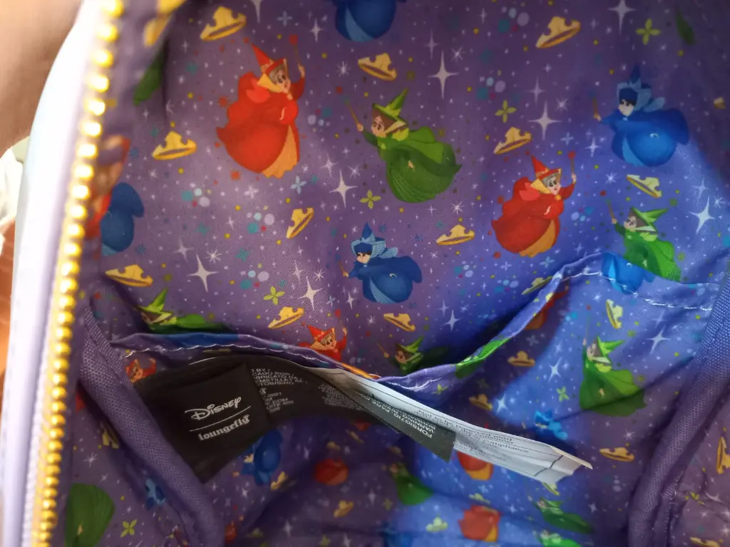 Mochila Loungefly de la Bella Durmiente