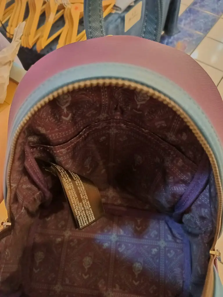 Mochila Loungefly de las Locuras del Emperador