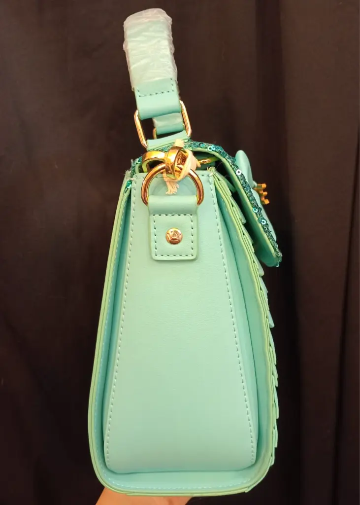 Crossbody loungefly Hei Hei